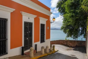 Old San Juan Walking tour Across Caribe
